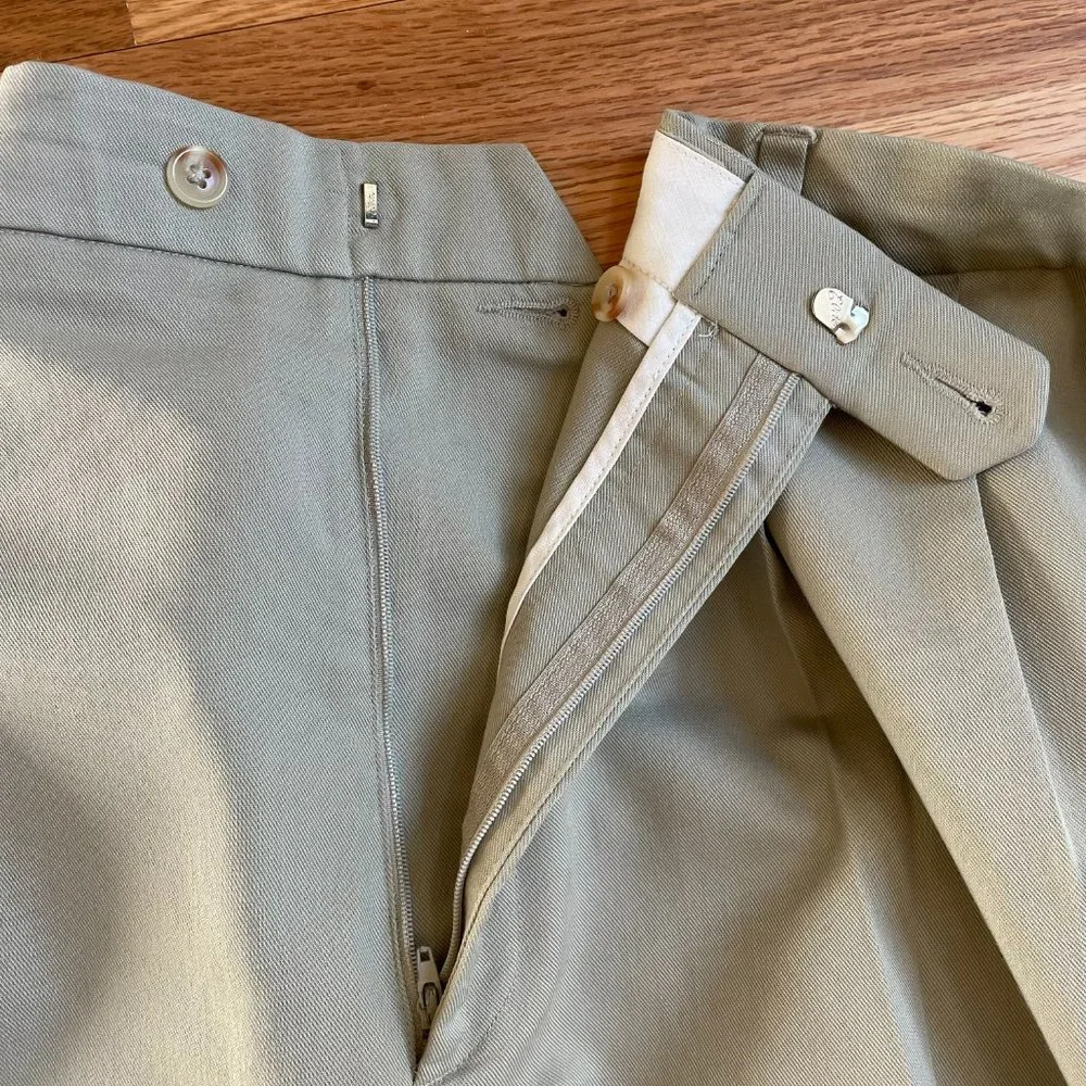 IZOD Dress Pants Trousers Chino Pleated Cuffs Men’s Size 40/32 - Picture 4 of 11